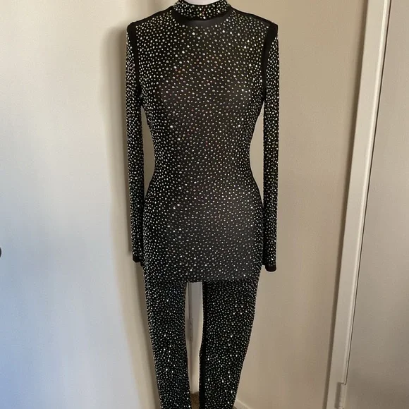 1. Sheer Rhinestone Elegant Black and White Jumpsuit Size Unknown. - Picture 3 of 11